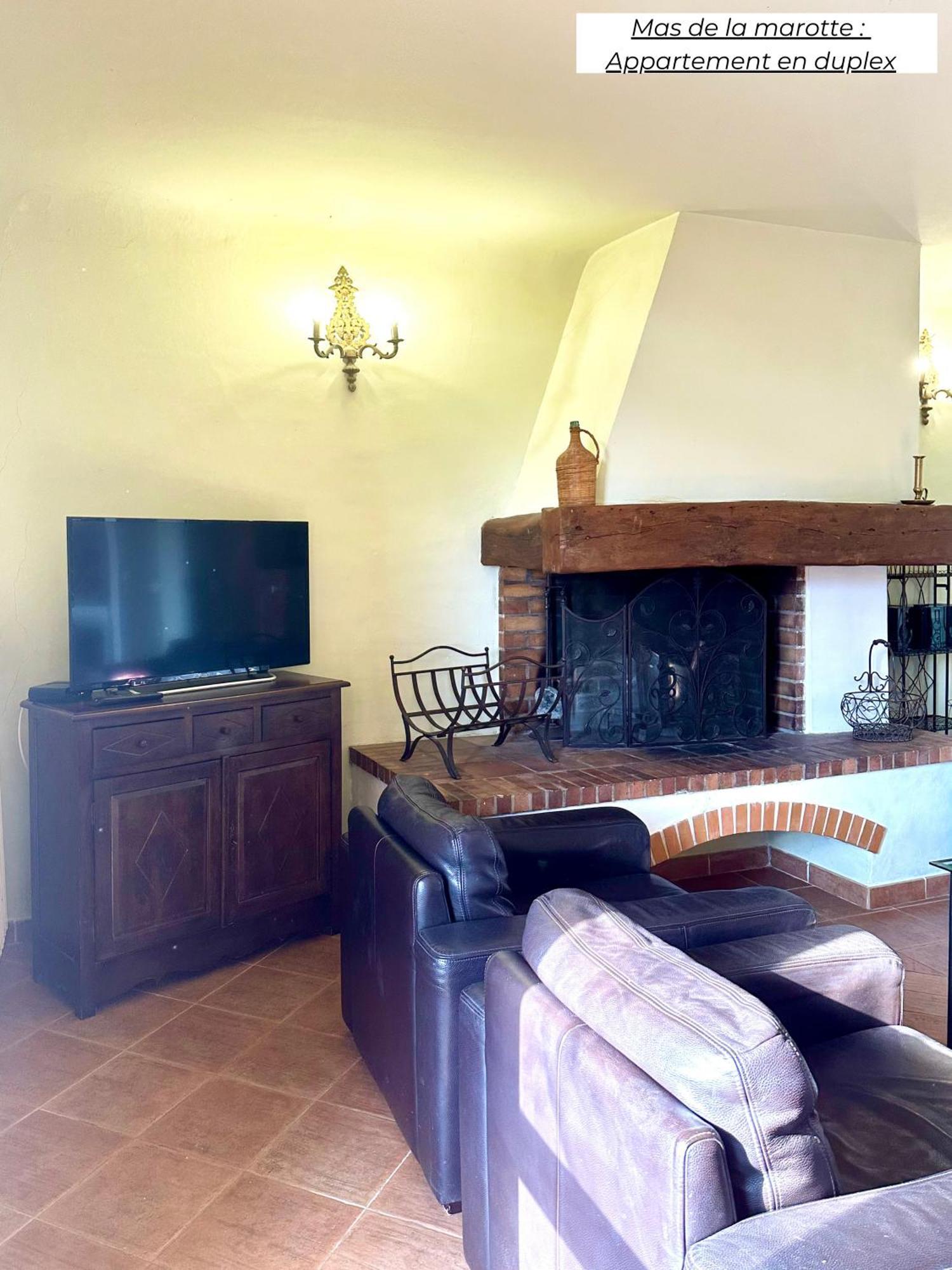 Appartamento Domaine Les Terres De Saint-Hilaire Ollières Esterno foto