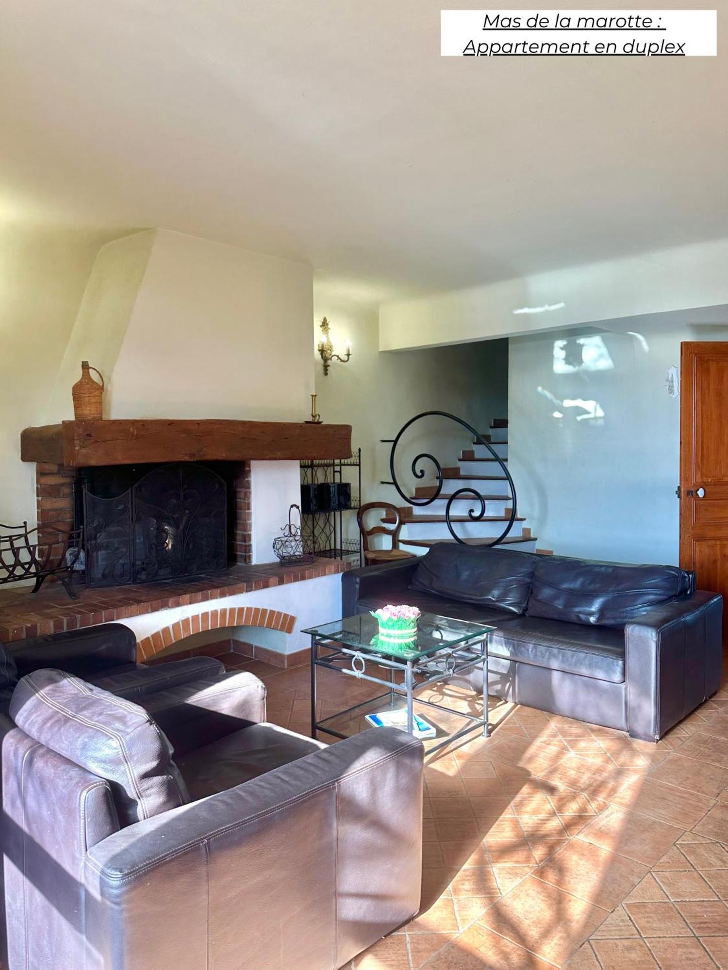 Appartamento Domaine Les Terres De Saint-Hilaire Ollières Esterno foto