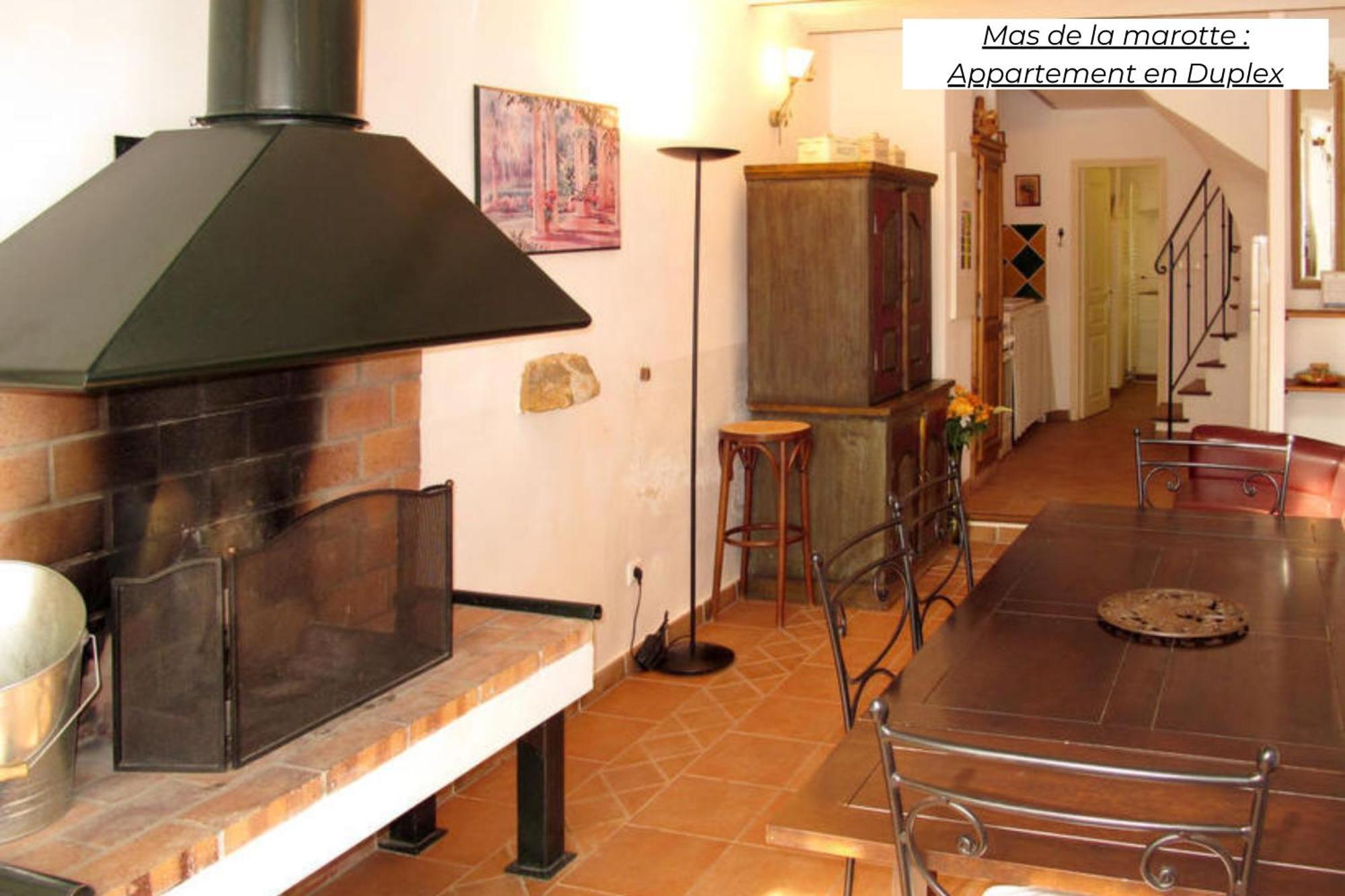 Appartamento Domaine Les Terres De Saint-Hilaire Ollières Esterno foto